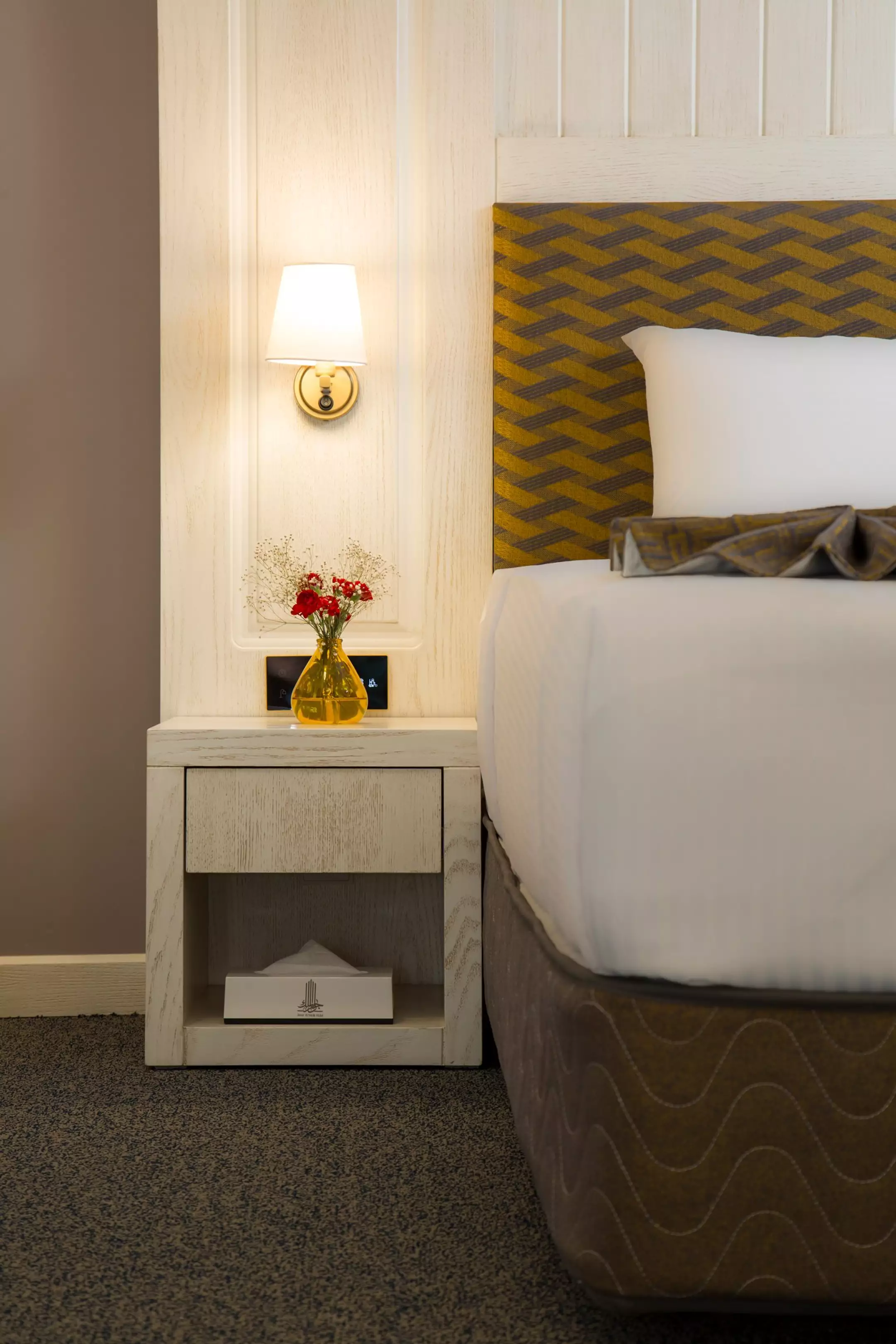 Alibaba https://cdn.alibaba.ir/ostorage/hotel-accommodation-images/67ff9be719aa61e2a799aec6_آپارتمان دو خوابه (2).webp